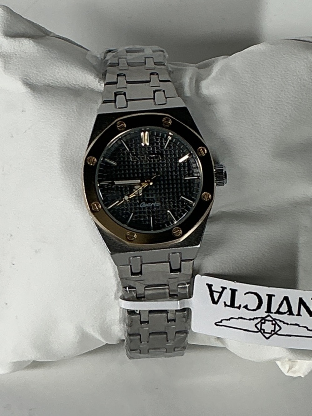 Women’s INVICTA watch 69258